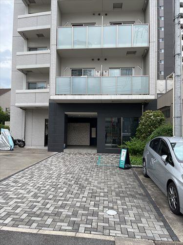 建物入口