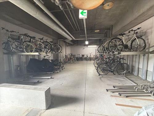 駐輪場1