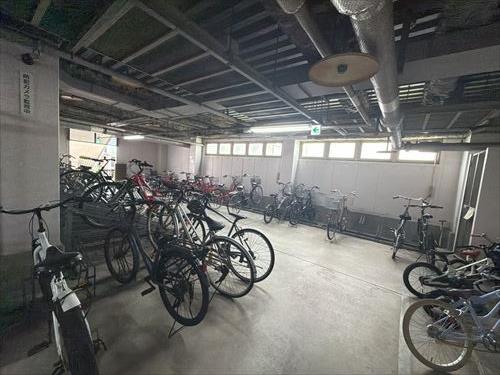 駐輪場2