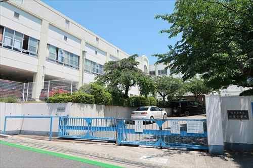 名古屋市立弥富小学校まで750m