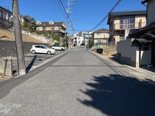 前面道路3（北東）
