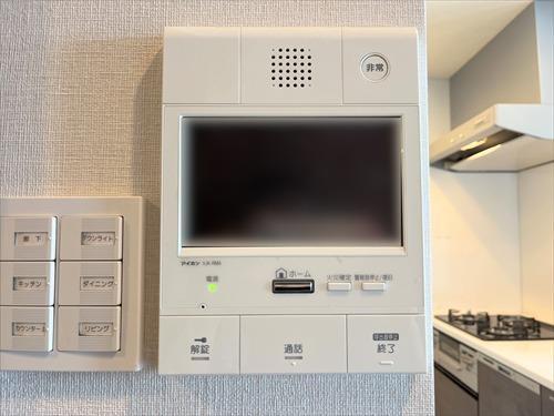 .TVモニター付インターフォン操作パネル .TVモニター付インターフォン操作パネル