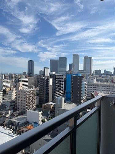 北東側洋室バルコニーからの眺望