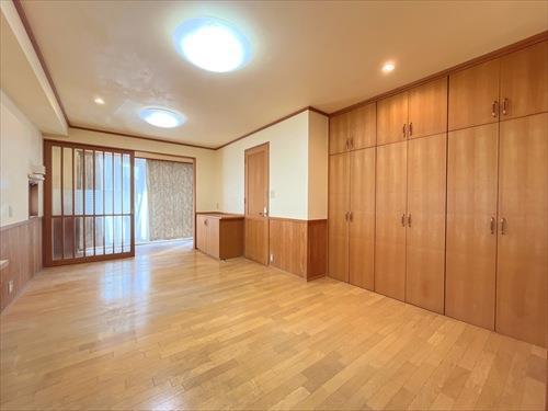 2F 洋室-1