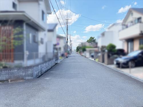 現地前道路