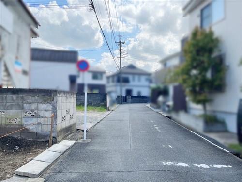 現地前道路