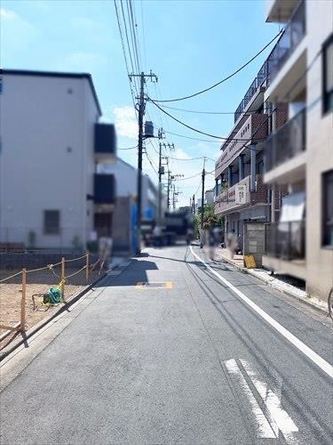 現地前道路