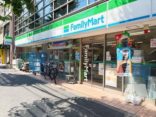 ファミリーマート杉並桃井店(570m)