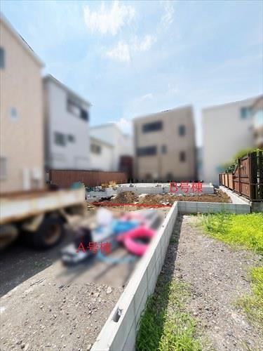 建築中の外観(2025年8月撮影）