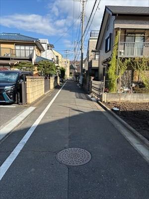 現地前道路（2025年11月撮影）
