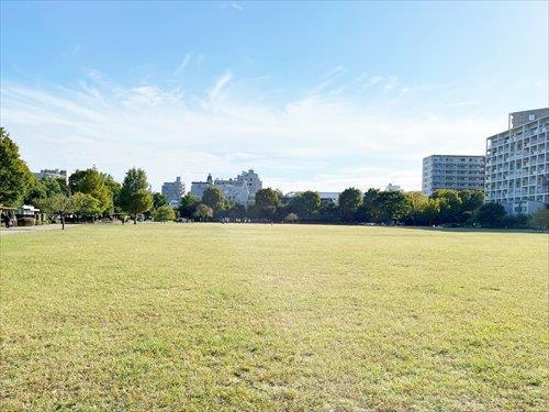 杉並区立桃井原っぱ公園（950ｍ）