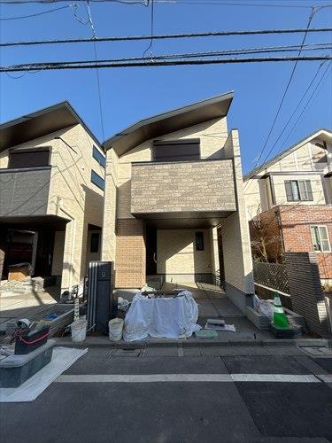 建築中の外観：中央(2026年2月撮影)