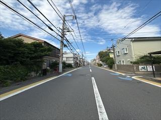 前面道路(南側)