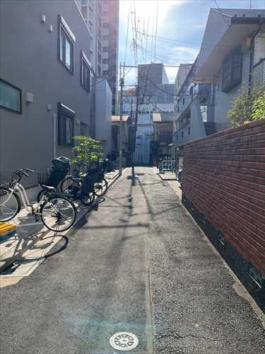 前面道路（南側）