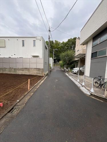 前面道路（2026年9月撮影）