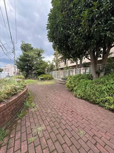 西田仲よし広場緑地（280m）