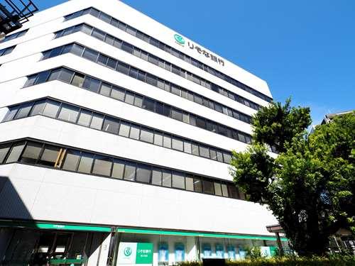 りそな銀行桜川支店 540m