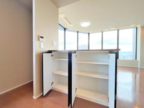 キッチン カウンター収納