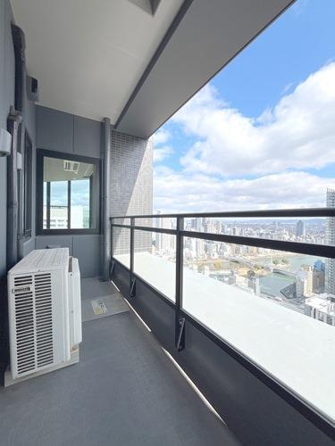 洋室約8.7帖 バルコニー