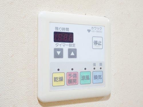 浴室暖房乾燥機