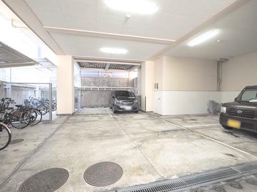 【共用部】駐車場・駐輪場
