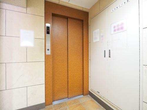 【共用部】1階エレベーター
