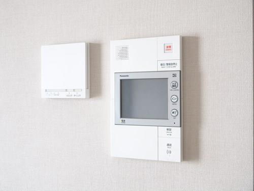 モニター付きインターホン・床暖房