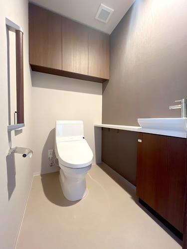 温水洗浄便座トイレ