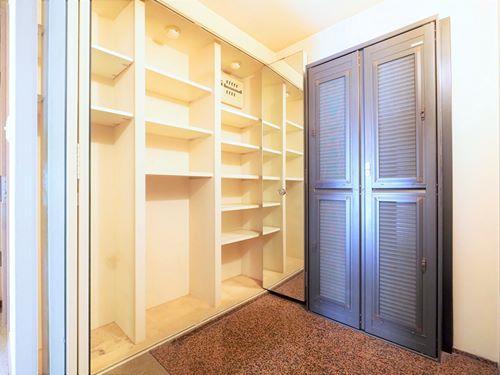 玄関_下足入・網戸