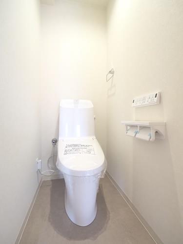 温水洗浄便座トイレ