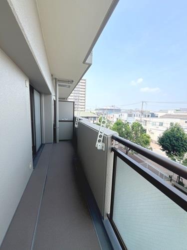東向きバルコニー