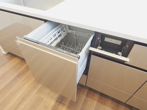 キッチン_食洗機・コンセント