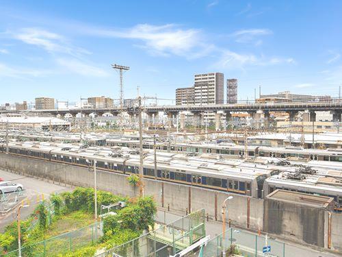 西向きバルコニーからの眺望