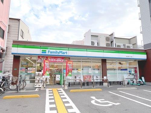 ファミリーマート新北野三丁目店 40m
