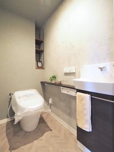 温水洗浄便座トイレ