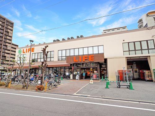 ライフ歌島店 400m