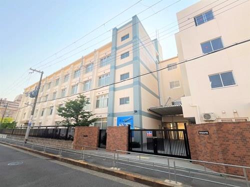 大阪市立歌島中学校 220m