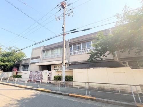 大阪市立野里幼稚園 310m