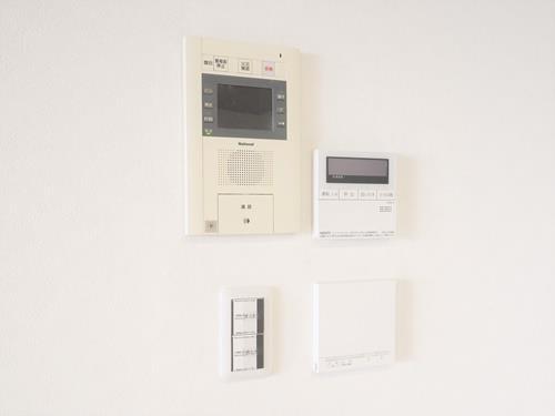 モニター付きインターホン・床暖房