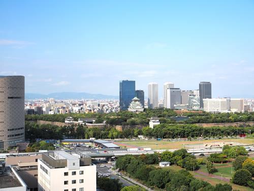 【共用部】スカイラウンジの眺望（大阪城）