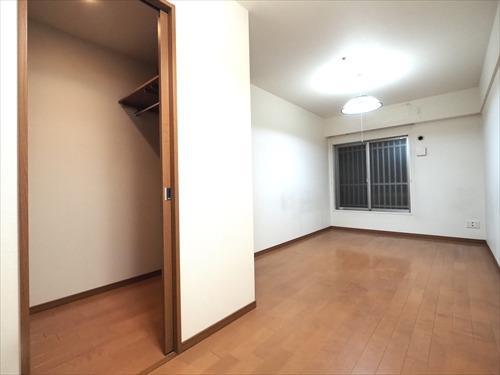 洋室（約11.7帖）