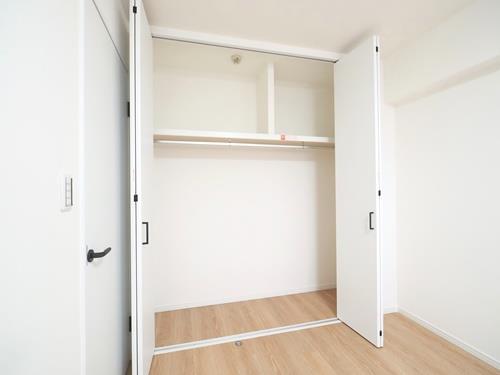 洋室約6帖_収納