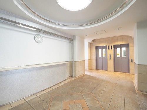 【共用部】1階ホール・エレベーター