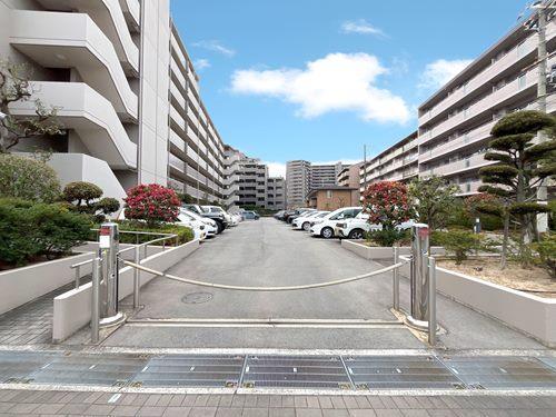 【共用部】駐車場