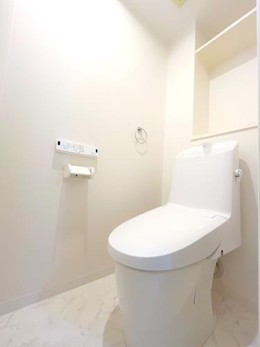 温水洗浄便座トイレ