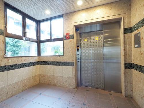 【共用部】1階エレベーター