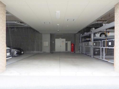 【共用部】駐車場