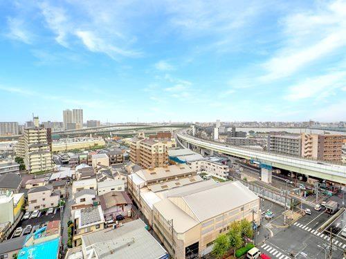 西向きバルコニーからの眺望