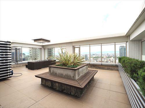 PH1階：ビューラウンジ