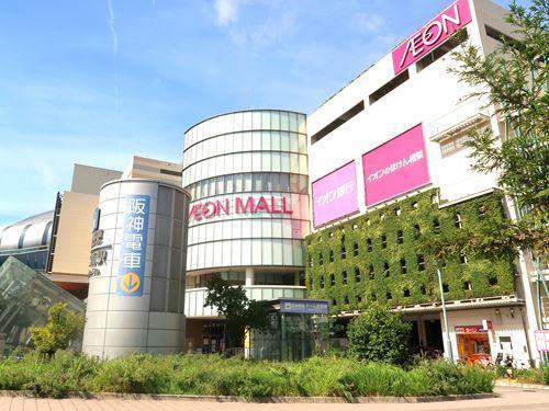 イオンモール大阪ドームシティ 890mm